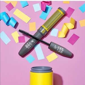 It cosmetics blowout mascara
